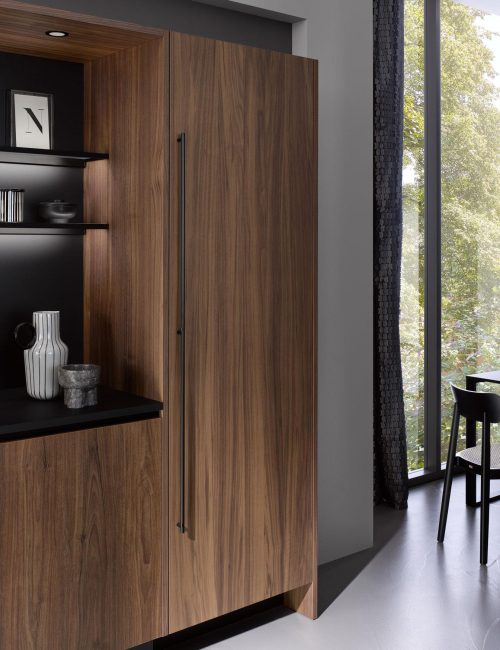 AV_6082GL_Nussbaum-elegant_AV7070GL_Industriestahl_Pocket-door_zu